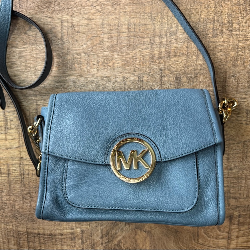 Michael Kors Margot Blue Crossbody Bag with Gold Accents - Picture 2 of 13